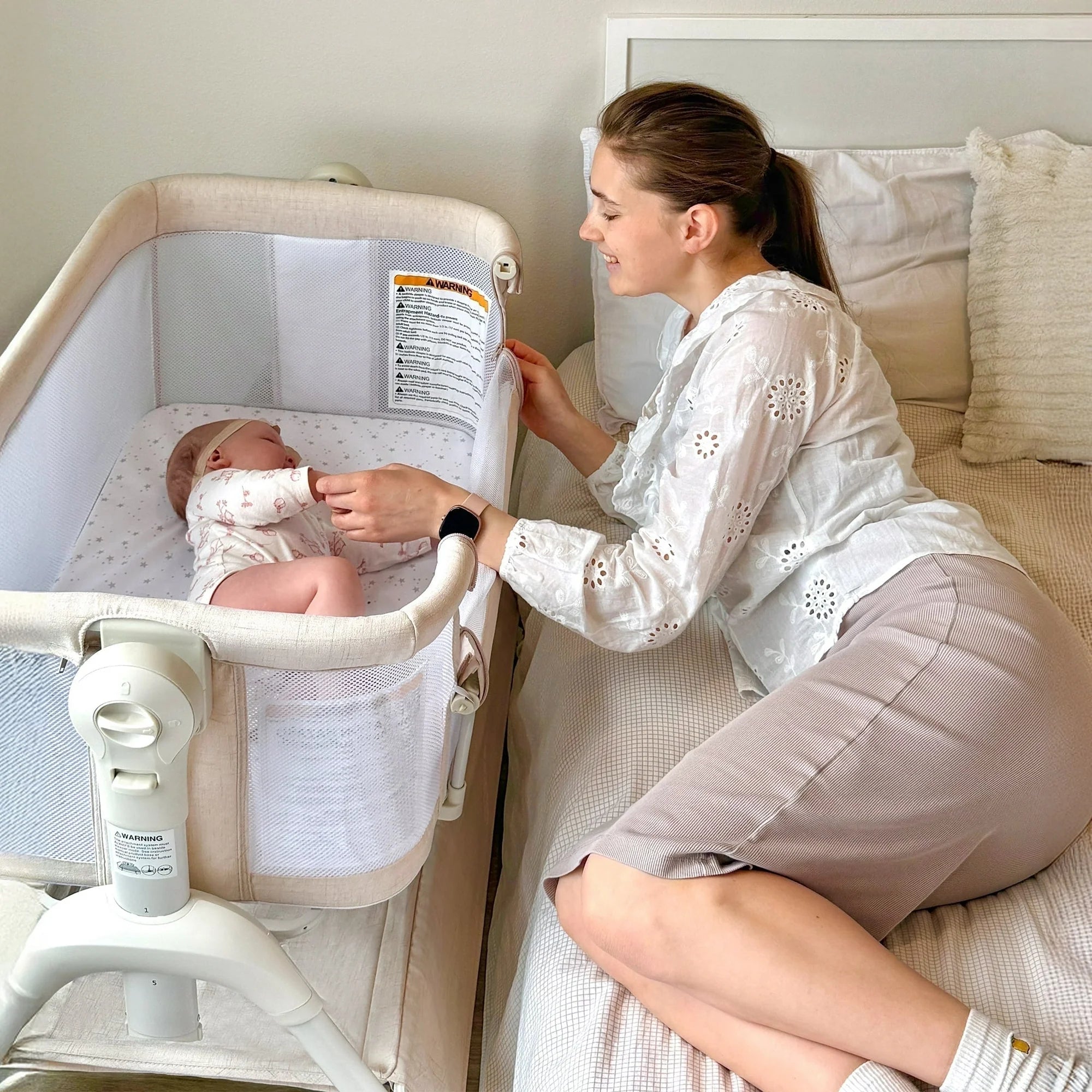 HARPPA 3 in 1 Baby Bedside Bassinet Sleeper, Baby Bassinet with Rocking and 5 Heights Adjustable